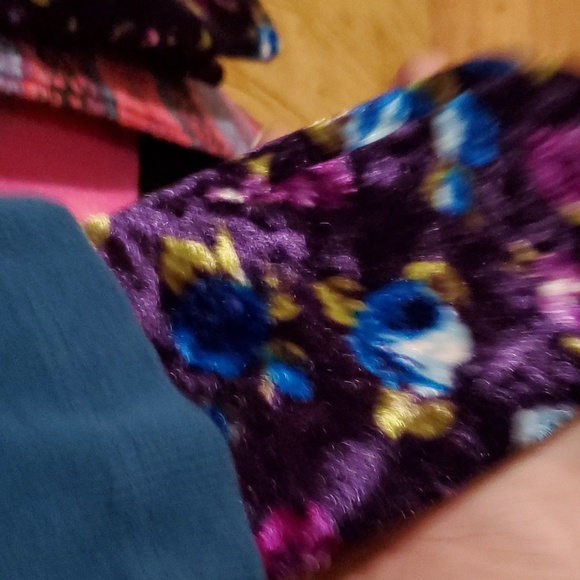 Girls size 5-6 bundle - Picture 3 of 12